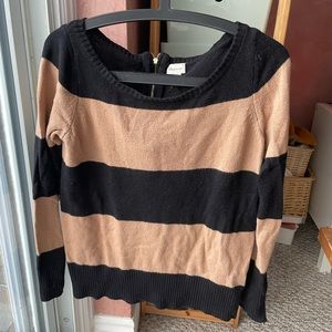 DYNAMITE women’s striped sweater